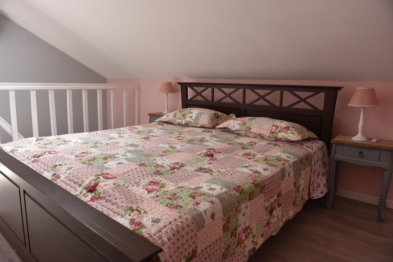 Guest House Romantika Panzio Дьюла Экстерьер фото